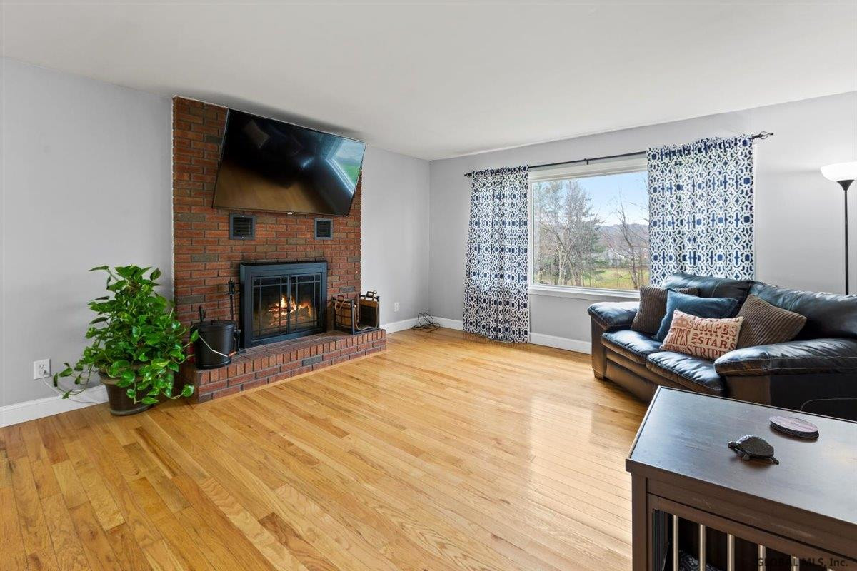 254 Miller Road Schodack, NY 12033 - Photo 3 of 33 Photo 3