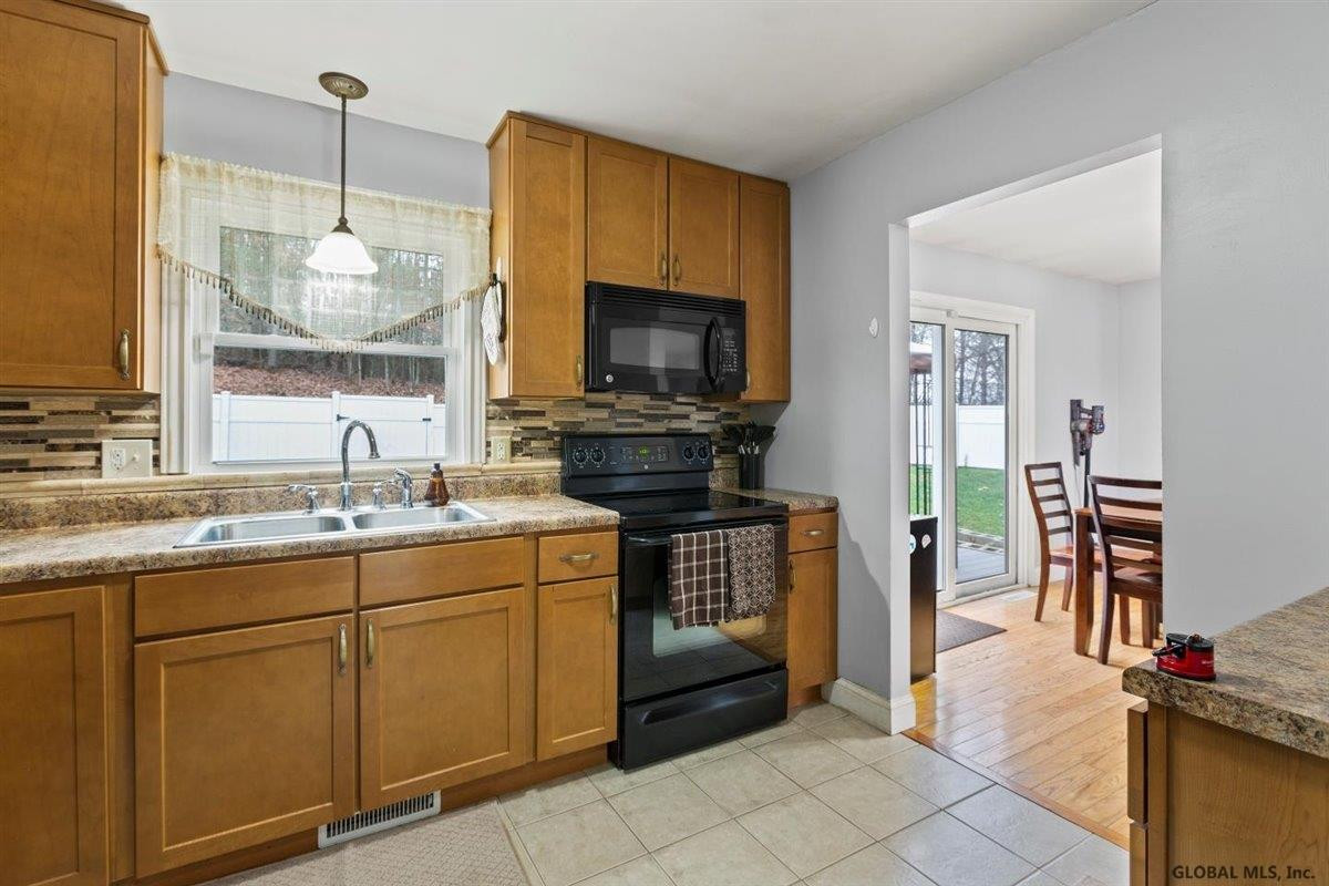 254 Miller Road Schodack, NY 12033 - Photo 9 of 33 Photo 9