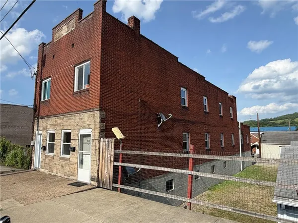 $119,724 | 816-818 McKean Avenue, Donora, PA 15033