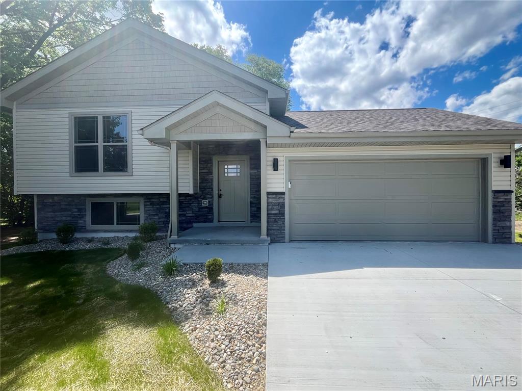 3775 Wanda Road Edwardsville, IL 62025 - Photo 2 of 16