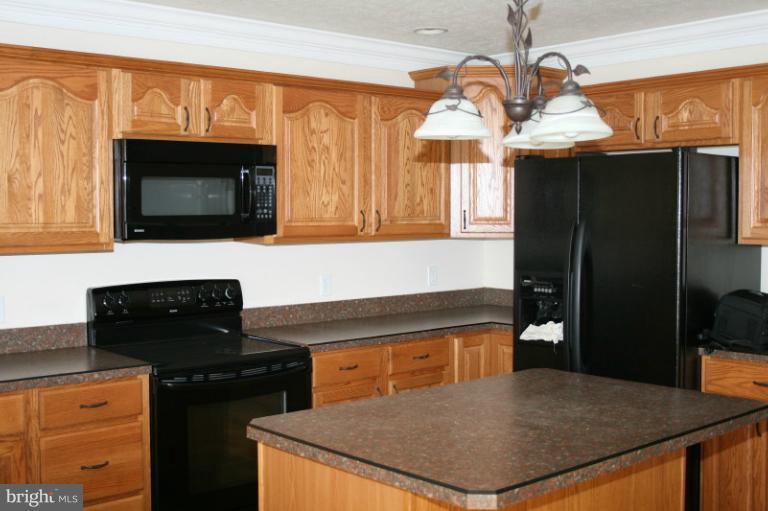 548 Frog Hollow Road Winchester, VA 22603 - Photo 14 of 18 Kitchen
