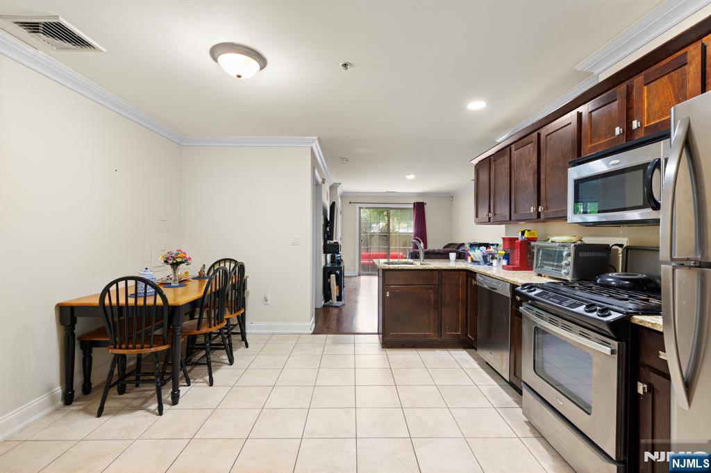 1625 Paterson Plank Road, Unit 9 Secaucus, NJ 07094 - Photo 4 of 12