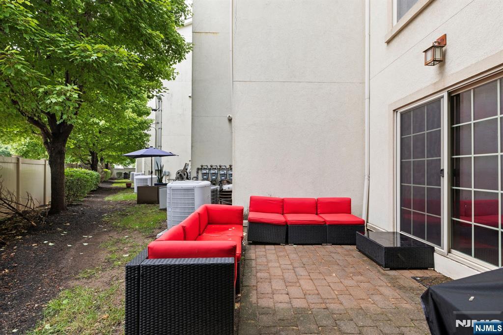 1625 Paterson Plank Road, Unit 9 Secaucus, NJ 07094 - Photo 10 of 12