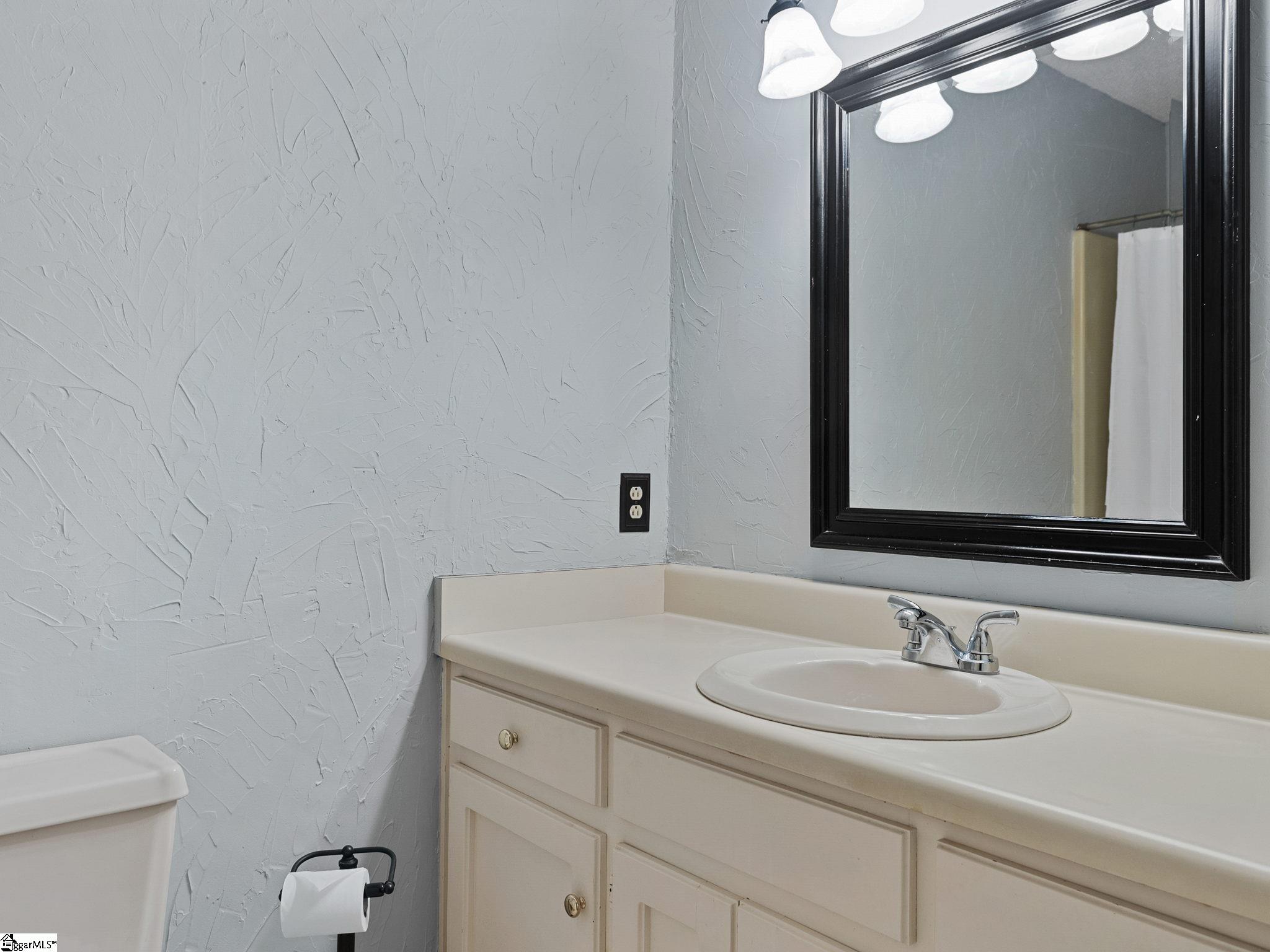 300 Round Ridge Road Spartanburg, SC 29302 - Photo 23 of 36 Gallery Image 23