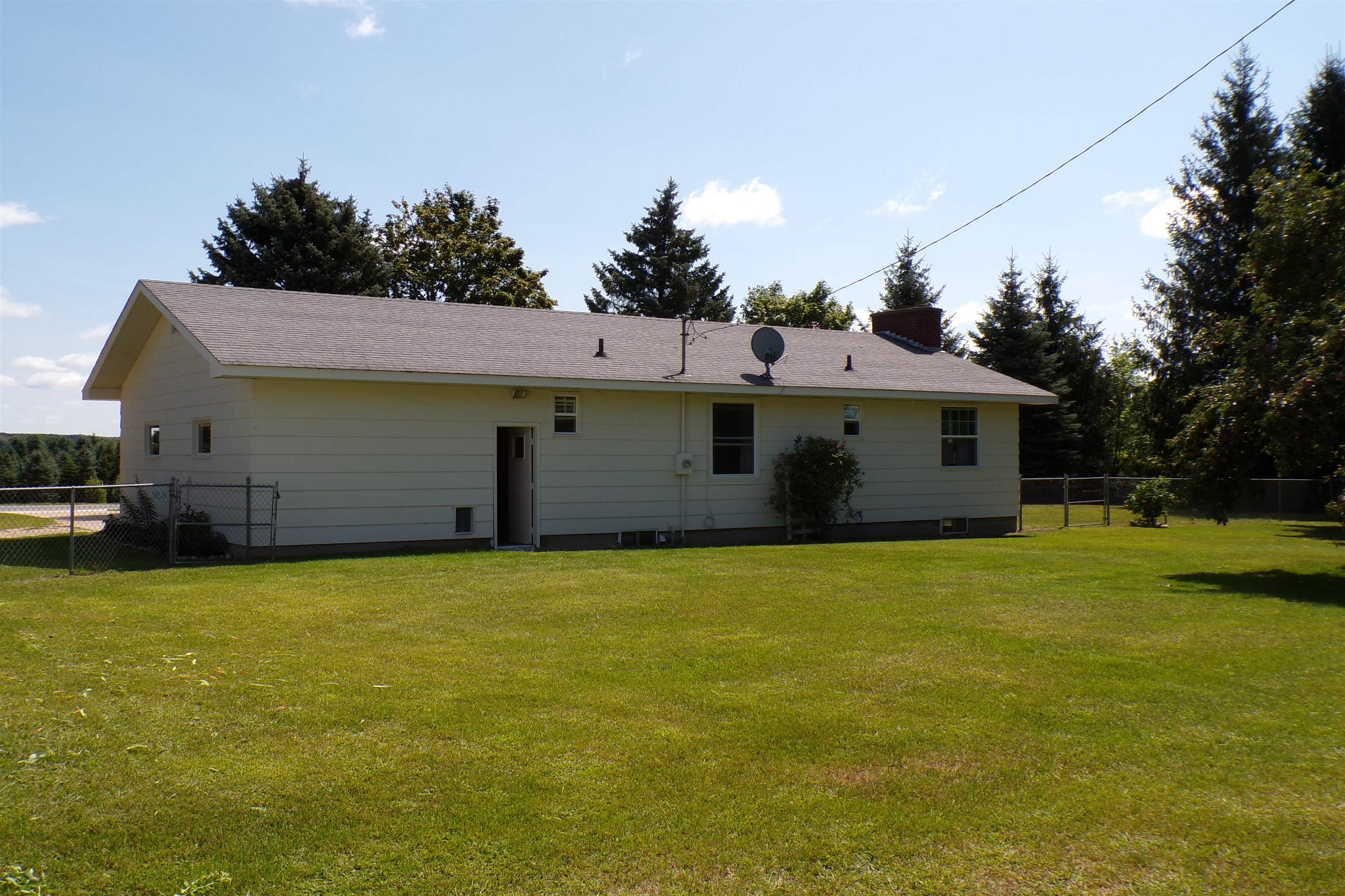 9470 Marilla Road Copemish, MI 49625 - Photo 9 of 10