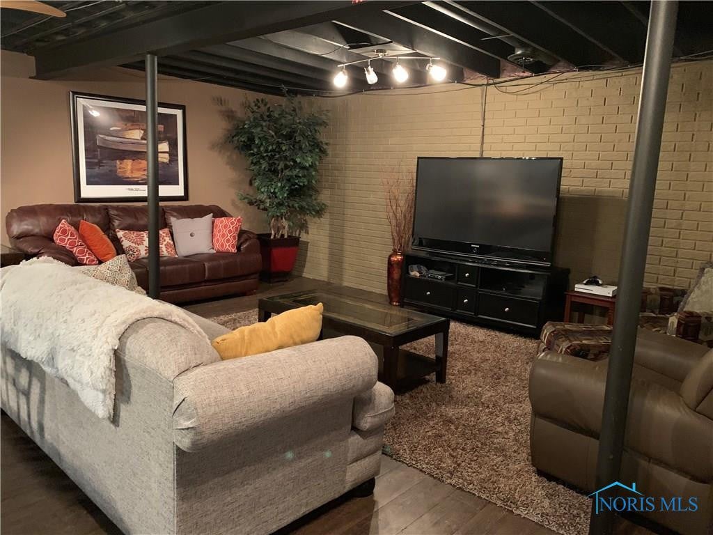 615 Weatherstone Road Holland, OH 43528 - Photo 18 of 22 Gallery Image 18