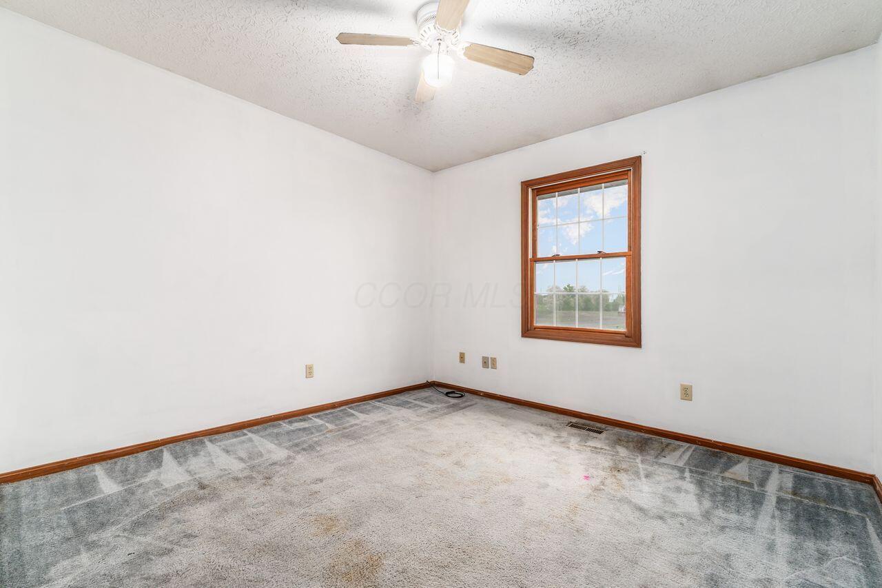 6159 Watkins Road Southwest Pataskala, OH 43062 - Photo 25 of 34