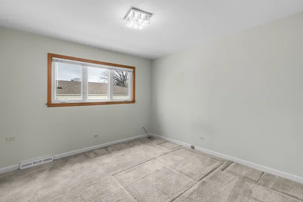 $549,900 | 601 Lavergne Avenue, Wilmette, IL 60091