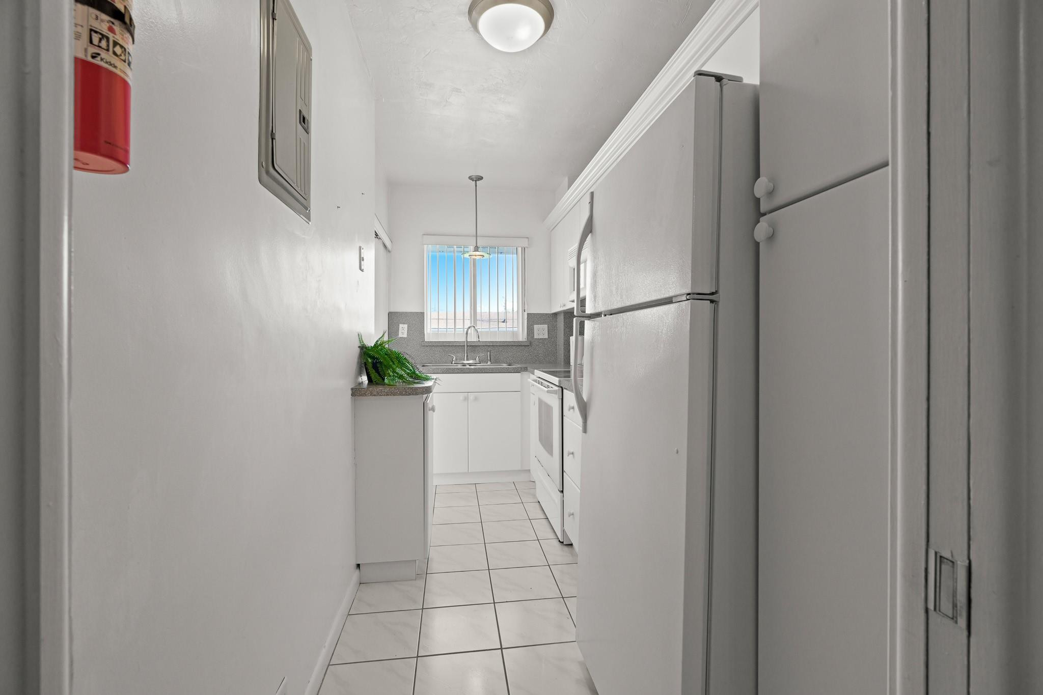 2100 Northeast 38th Street, Unit 243 Lighthouse Point, FL 33064 - Photo 11 of 42 Photo 11