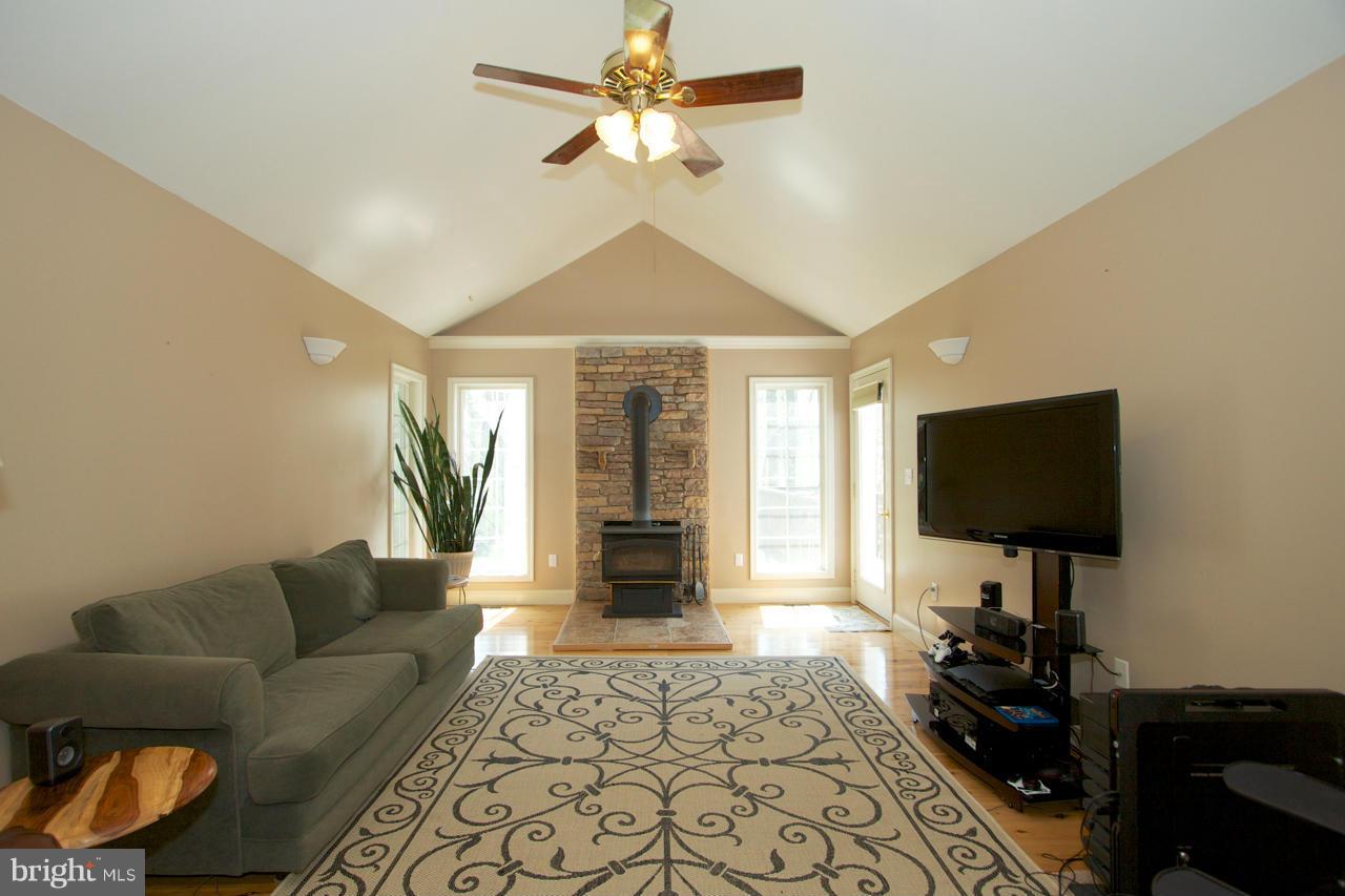 704 McCauley Road Conowingo, MD 21918 - Photo 12 of 27 Family Room