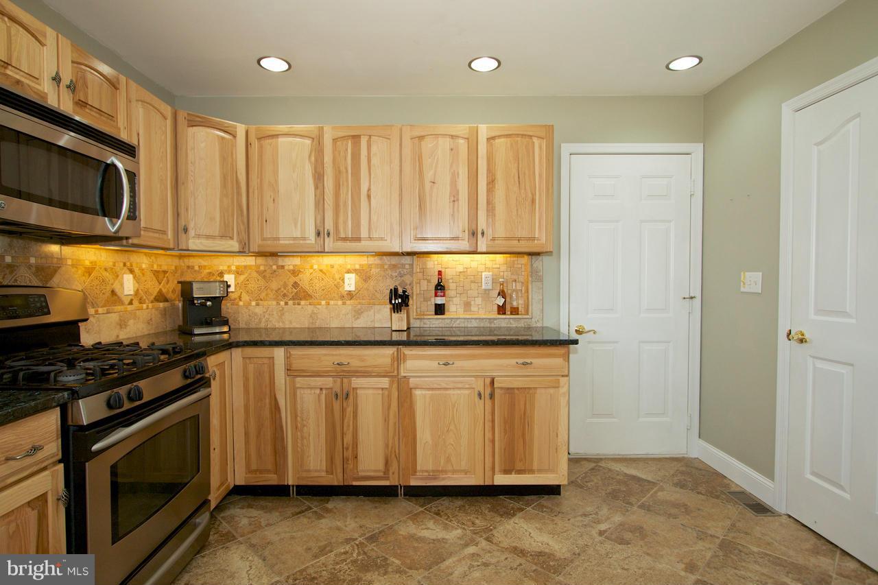 704 McCauley Road Conowingo, MD 21918 - Photo 10 of 27 Kitchen