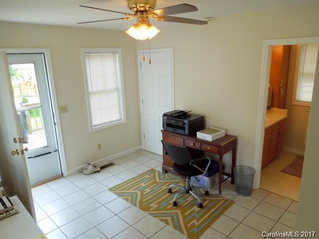 671 Marsh Road Charlotte, NC 28209 - Photo 8 of 9