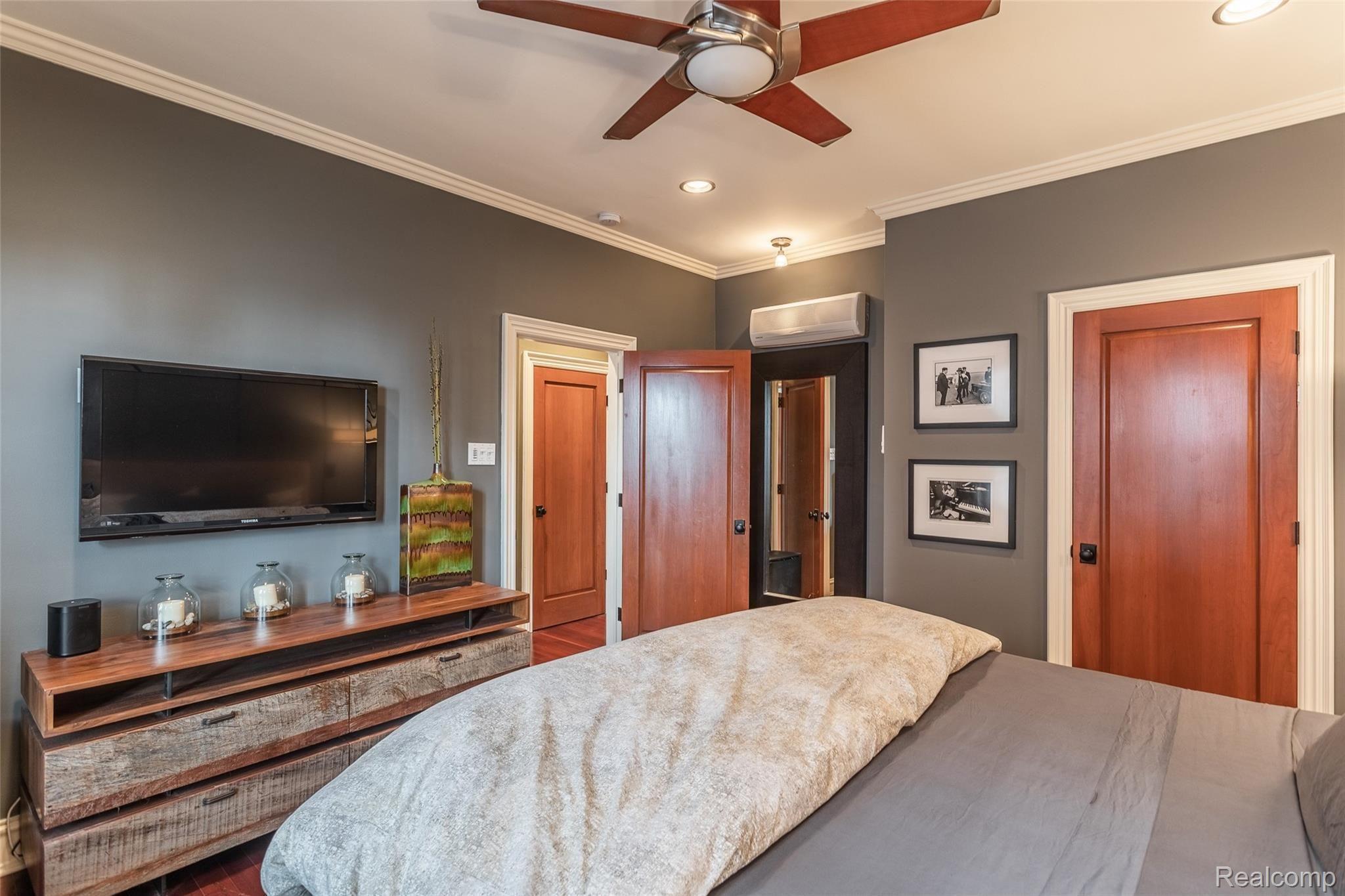 327 Southfield Road, Unit 3BN Birmingham, MI 48009 - Photo 14 of 25 Southfield-5.jpg