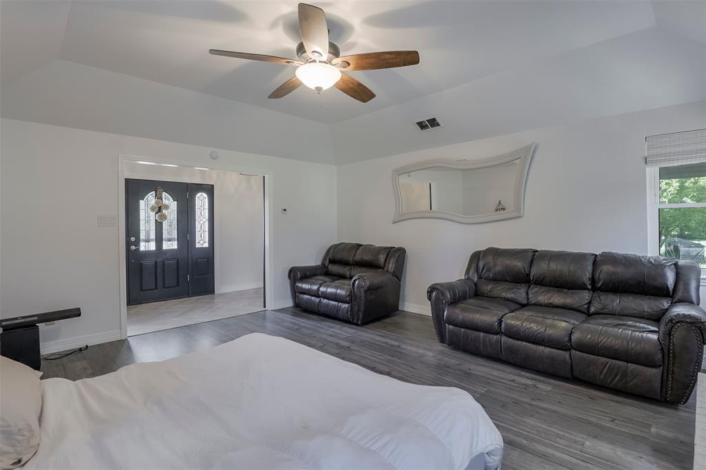 511 Farrar Road Waxahachie, TX 75165 - Photo 5 of 32