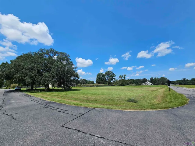 $135,000 | Lot Z-1 Lot Z-1 E Cessna Street, Gonzales, LA 70737
