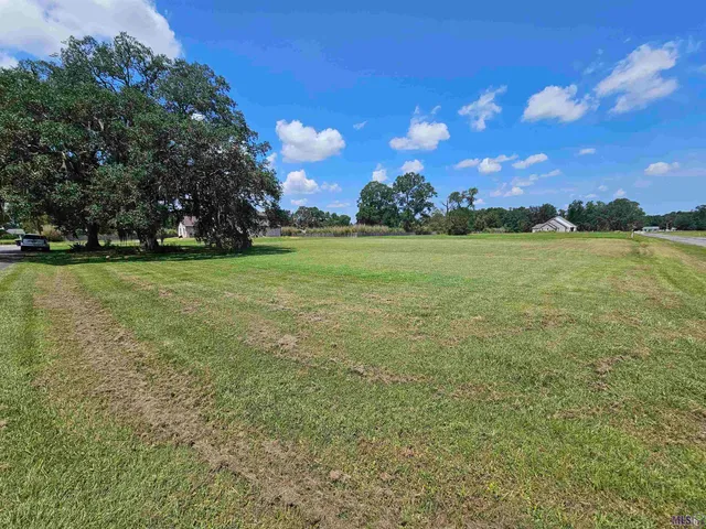 $135,000 | Lot Z-1 Lot Z-1 E Cessna Street, Gonzales, LA 70737