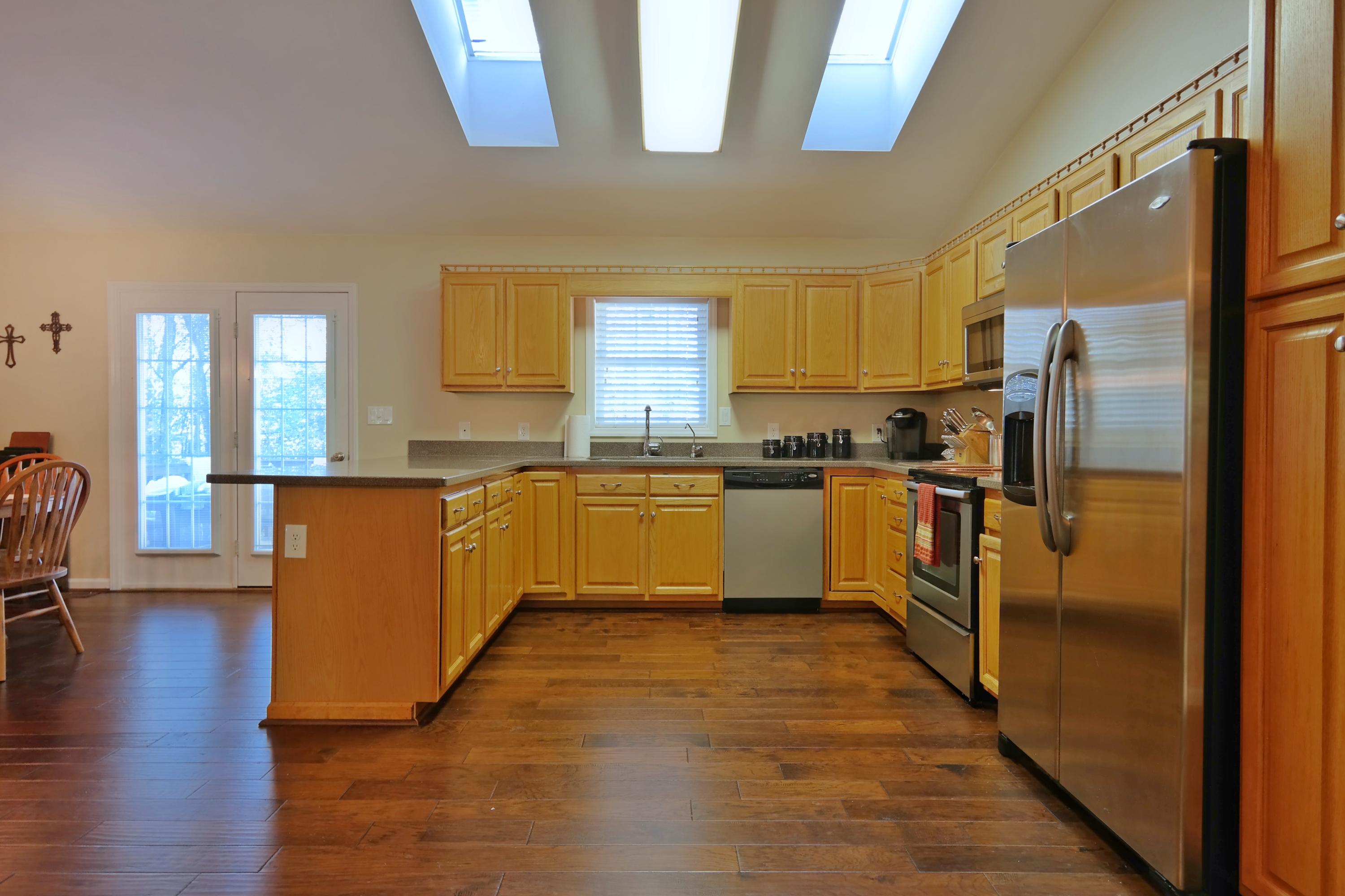 3136 Springwood Road Fincastle, VA 24090 - Photo 11 of 31 Kitchen
