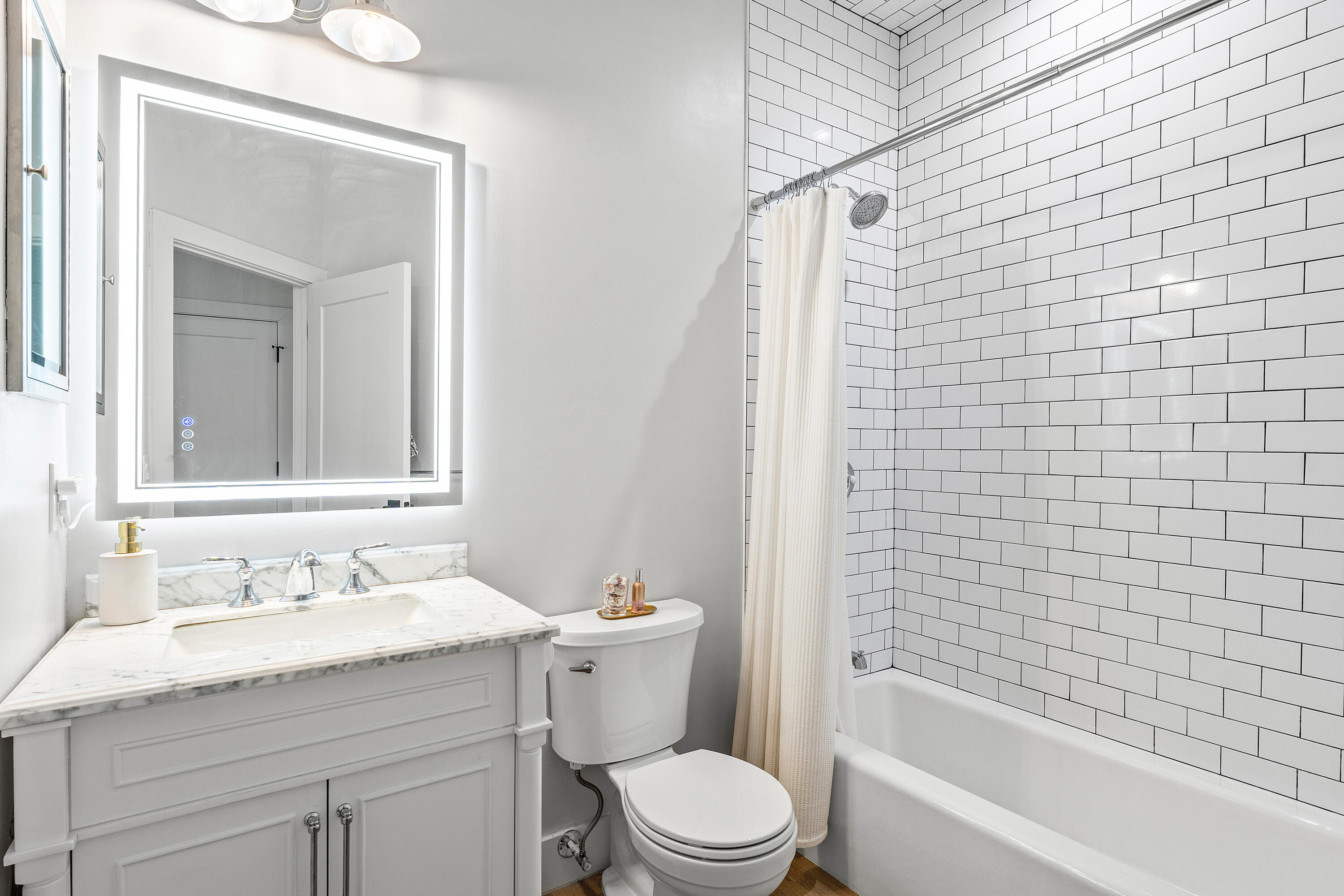 2441 Northwest 64th Street Boca Raton, FL 33496 - Photo 27 of 54 Second Bathroom