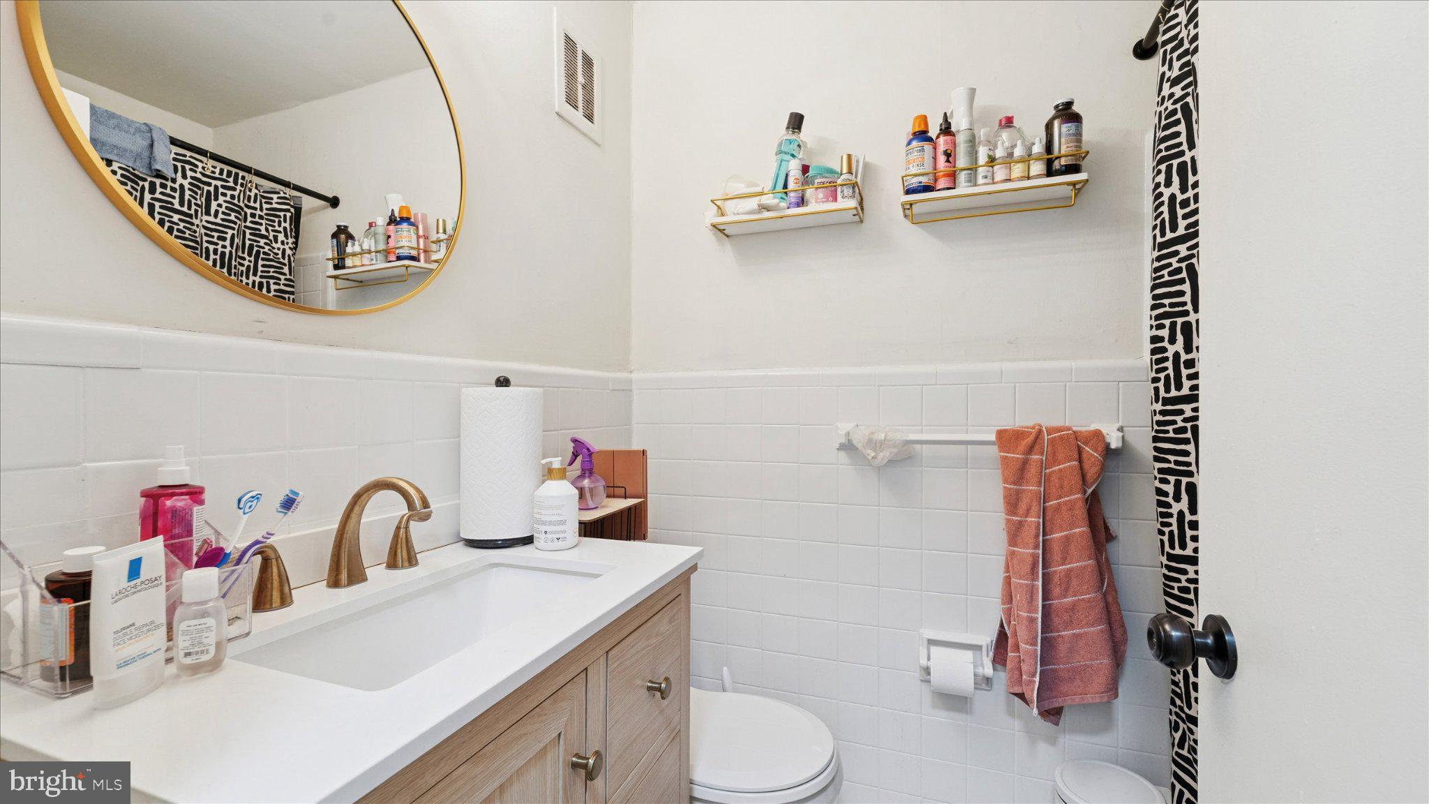2659 Daphne Road Philadelphia, PA 19131 - Photo 7 of 34 Chic bathroom with modern accents.
