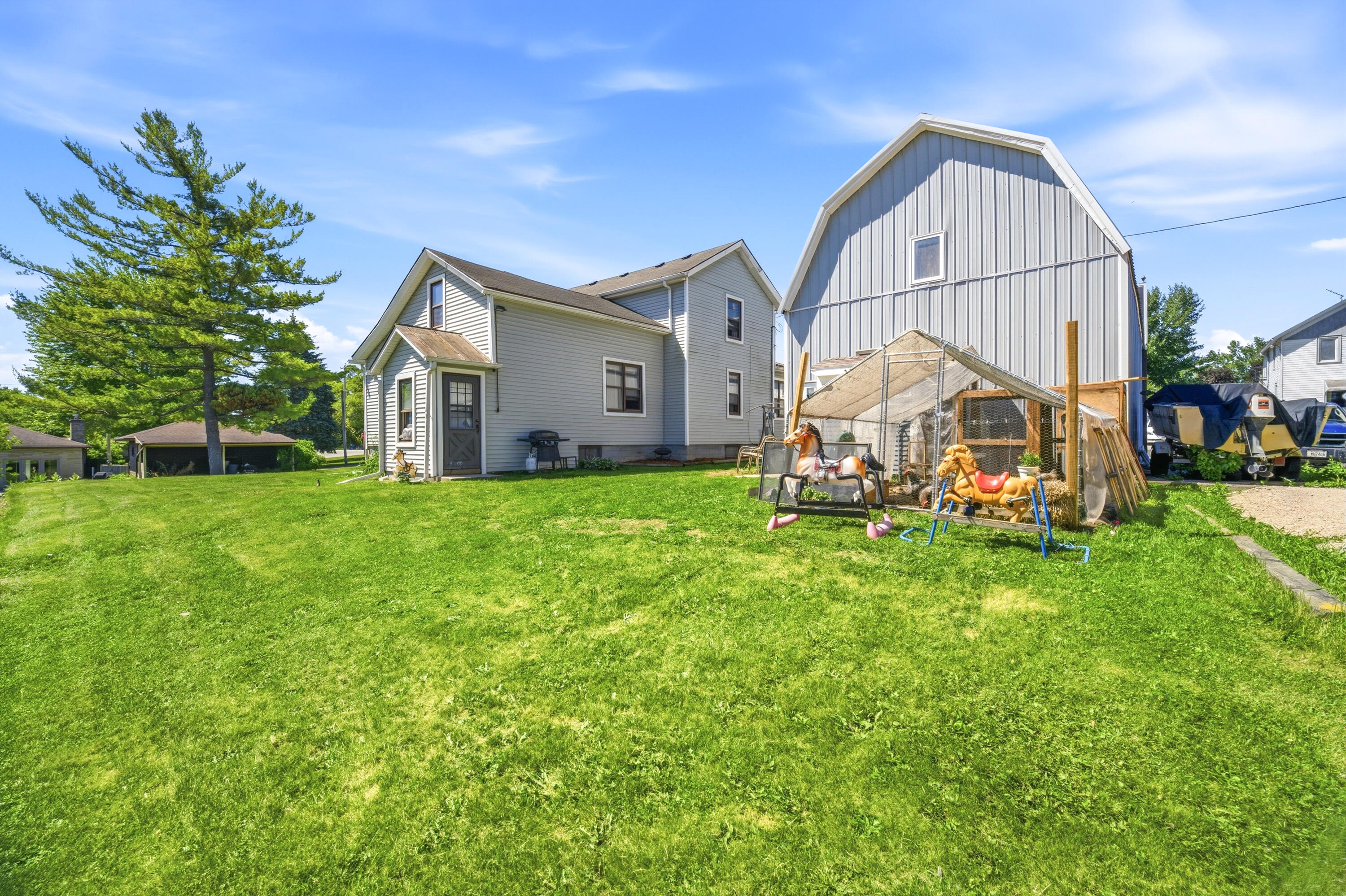 401 West Water Street Cascade, WI 53011 - Photo 28 of 34 Photo-28