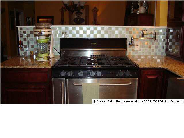 9485 Cal Road Baton Rouge, LA 70809 - Photo 5 of 7