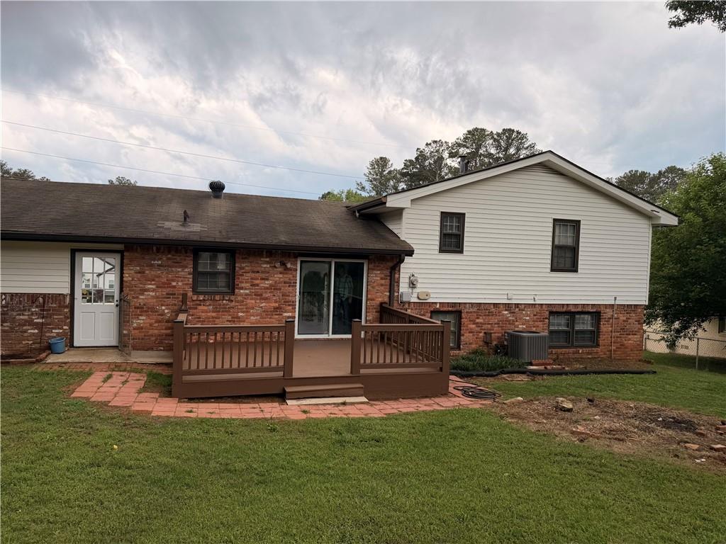 886 Killian Hill Road Southwest Lilburn, GA 30047 - Photo 10 of 12