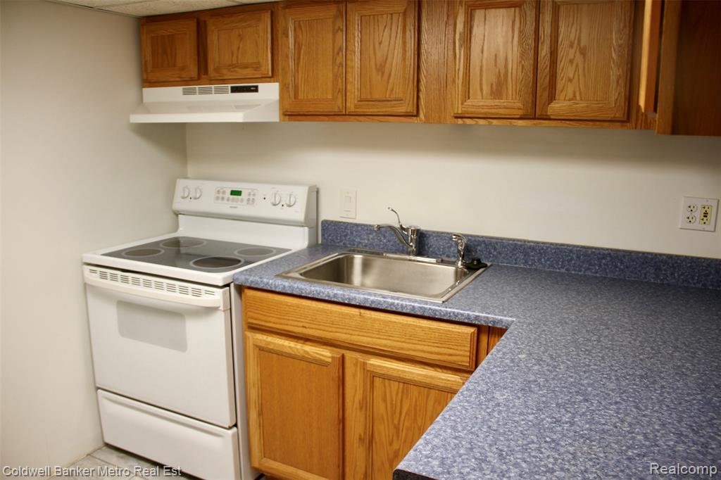 4092 Woodstock Road Waterford, MI 48328 - Photo 51 of 63