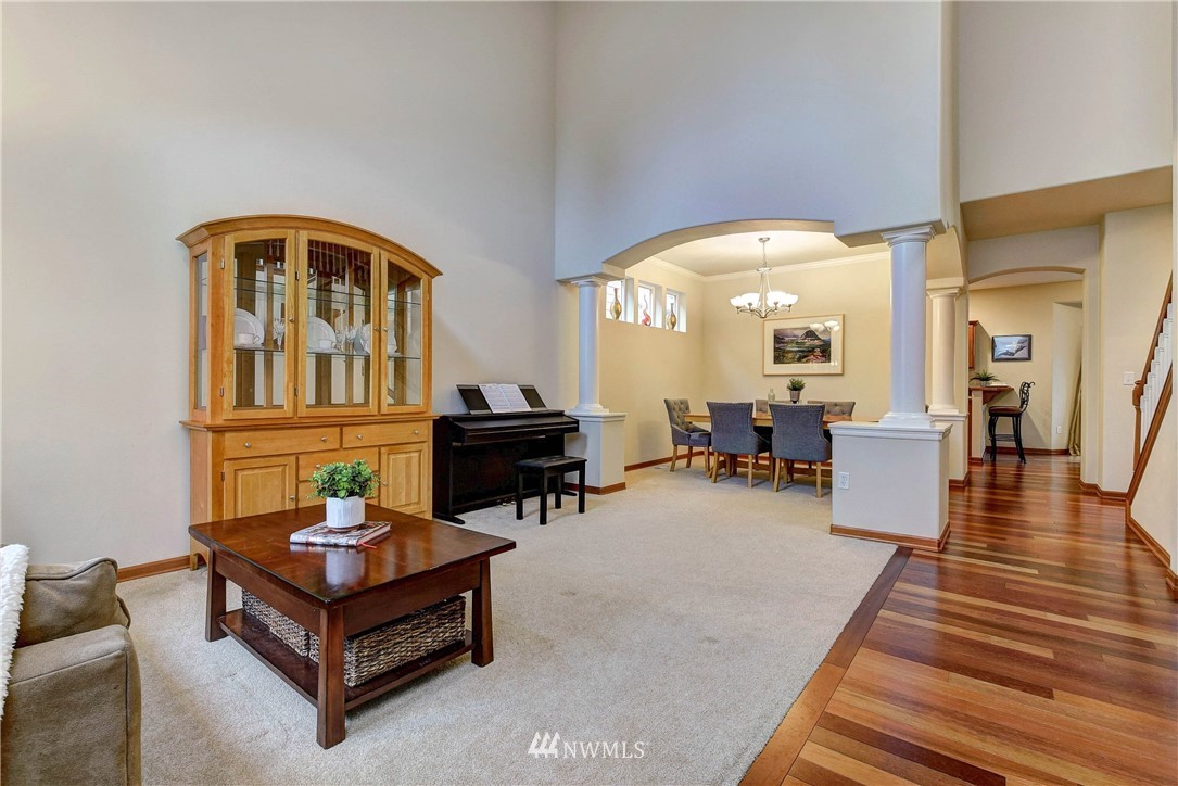 16517 37th Drive Southeast Bothell, WA 98012 - Photo 3 of 32 Gallery Image 3