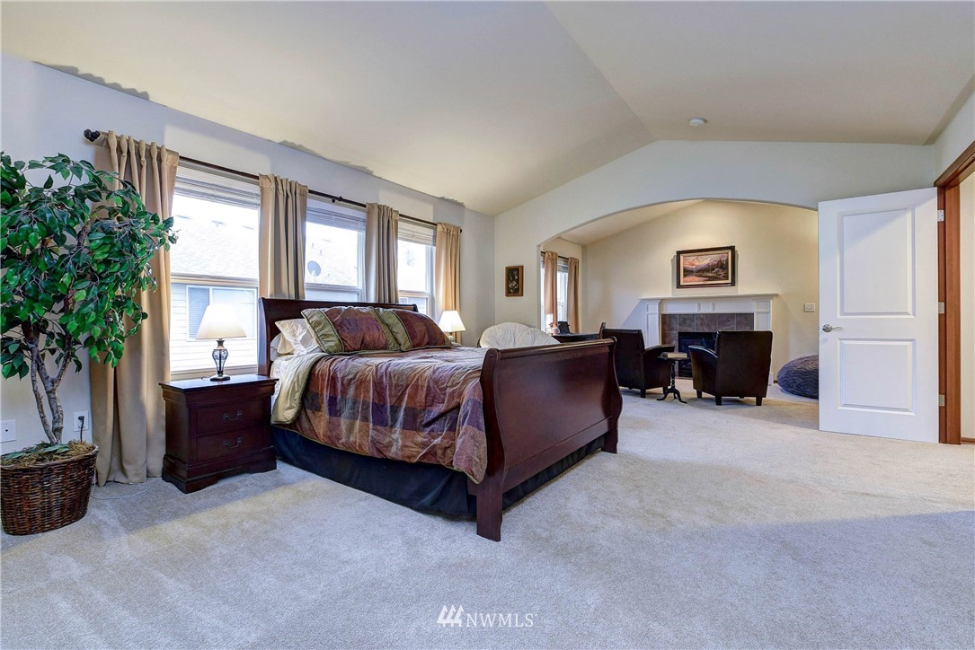 16517 37th Drive Southeast Bothell, WA 98012 - Photo 21 of 32 Gallery Image 21