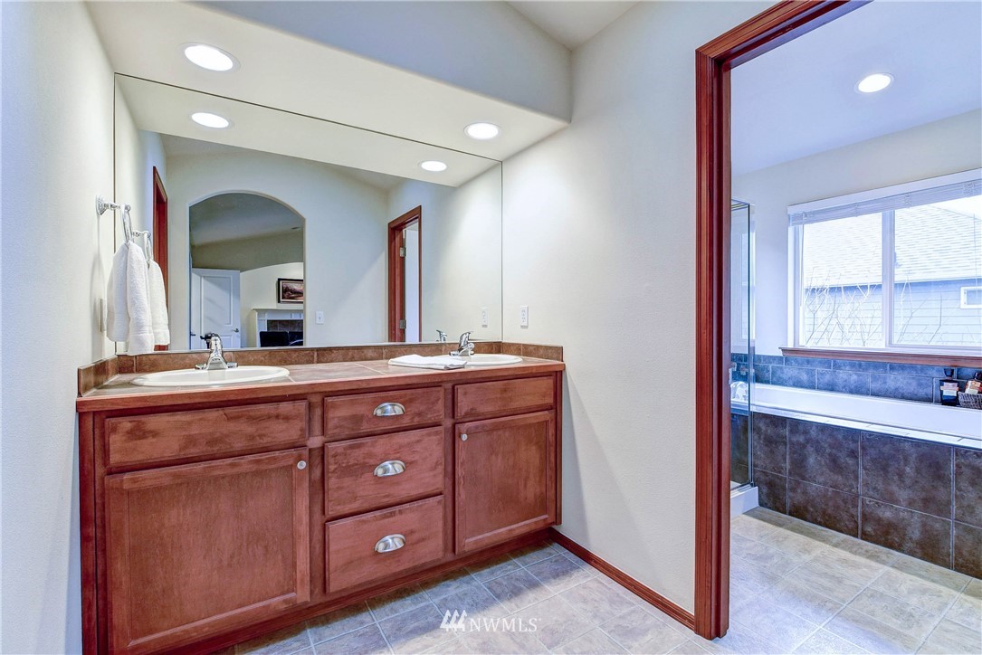 16517 37th Drive Southeast Bothell, WA 98012 - Photo 23 of 32 Gallery Image 23