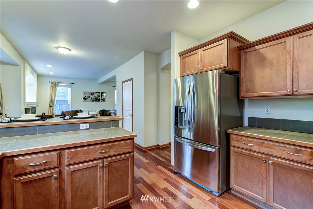 16517 37th Drive Southeast Bothell, WA 98012 - Photo 10 of 32 Gallery Image 10
