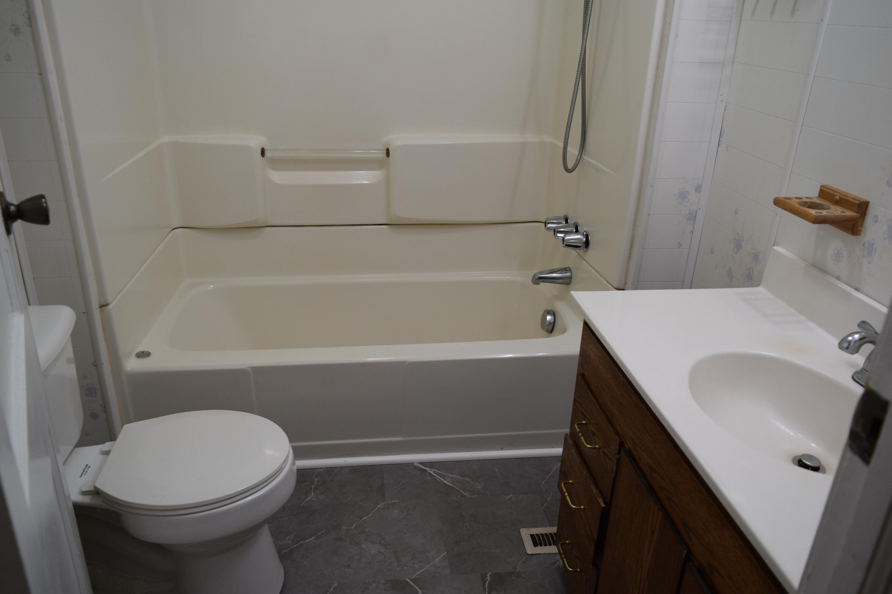 812 Conner Grove Road Southwest Willis, VA 24380 - Photo 23 of 87 DSC_0063
