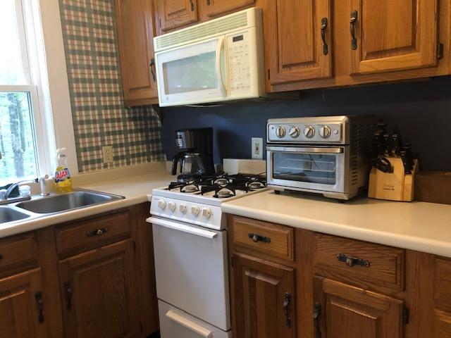 244 Johnson Road Auburn, ME 04210 - Photo 2 of 15 IMG_1432