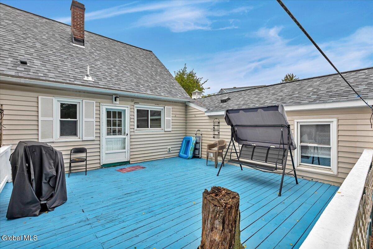 126 Osborne Road Colonie, NY 12205 - Photo 37 of 42 37-126 Osborne Rd-37