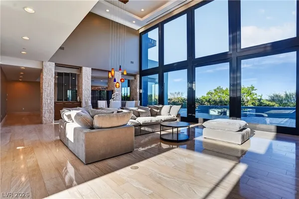 $35,000 | 98 Sun Glow Lane, Las Vegas, NV 89135