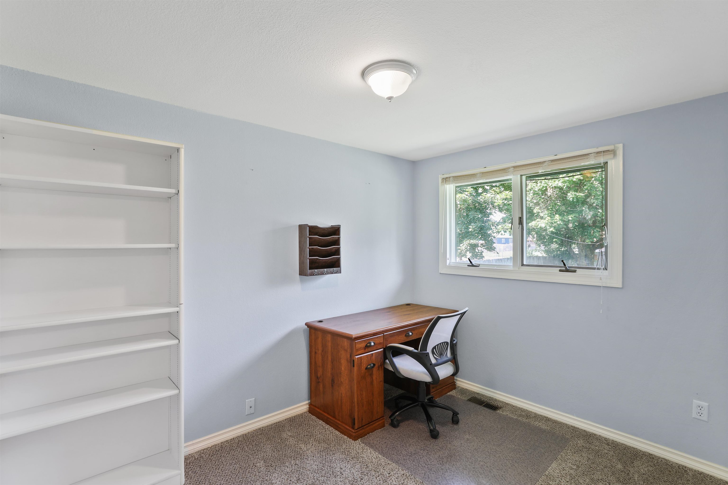 12327 North Florida Street Mead, WA 99021 - Photo 13 of 21 Gallery Image 13