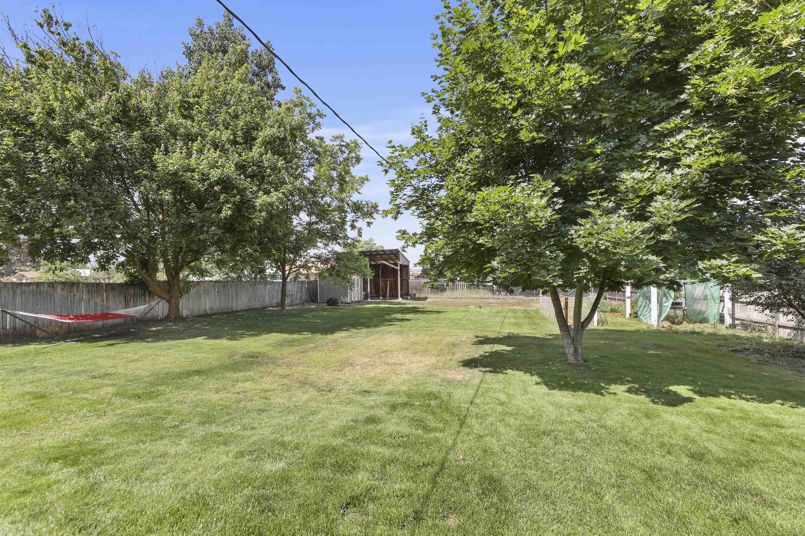 12327 North Florida Street Mead, WA 99021 - Photo 20 of 21 Gallery Image 20