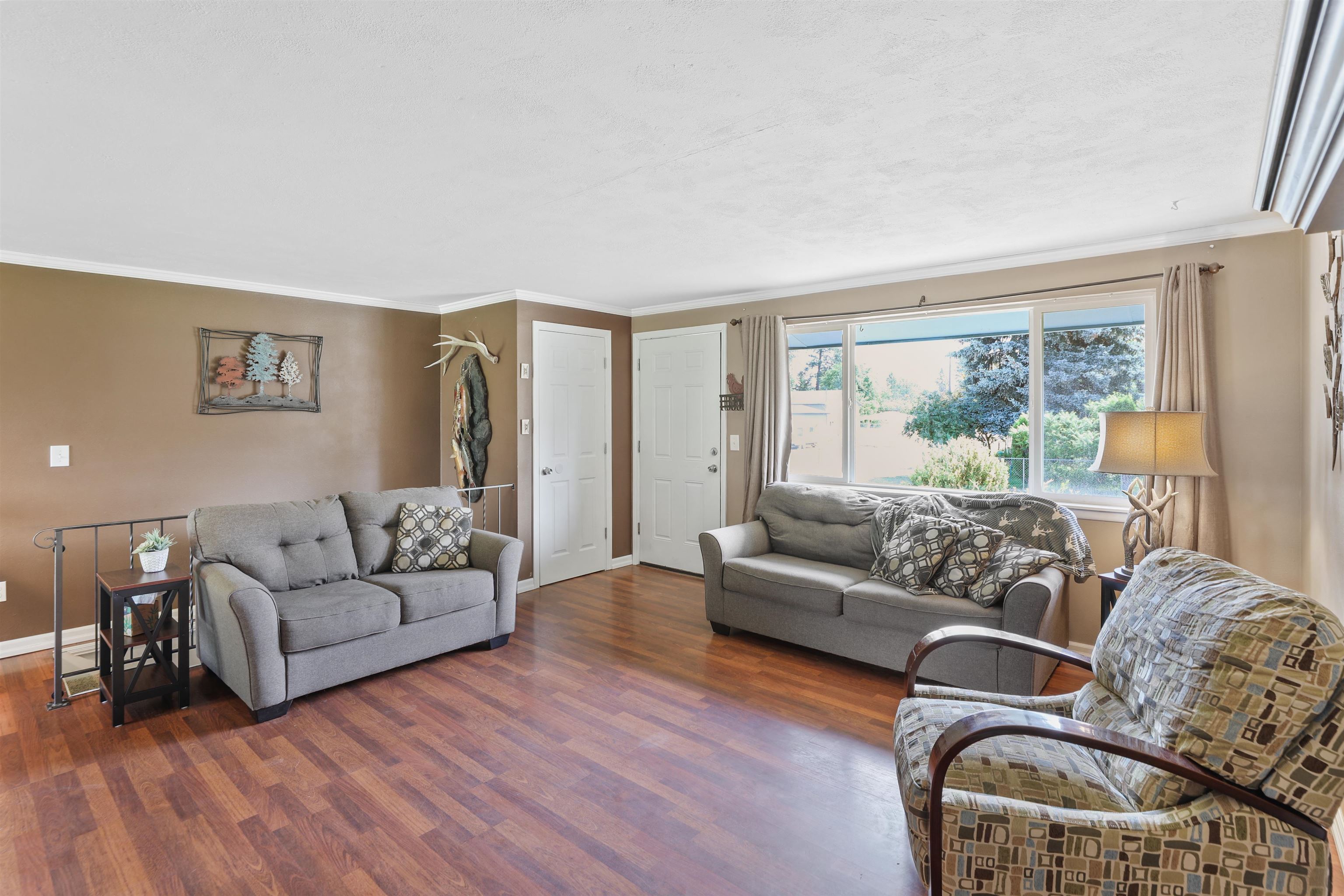 12327 North Florida Street Mead, WA 99021 - Photo 2 of 21 Gallery Image 2