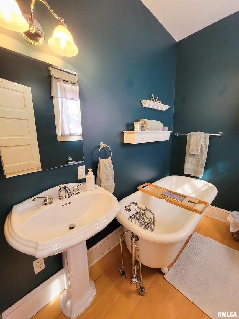 216 East 3rd Street Flora, IL 62839 - Photo 81 of 90 Gallery Image 81