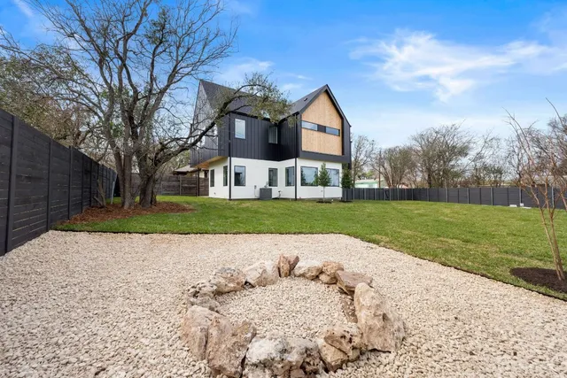 $1,249,000 | 1703 Miami Drive, Austin, TX 78733