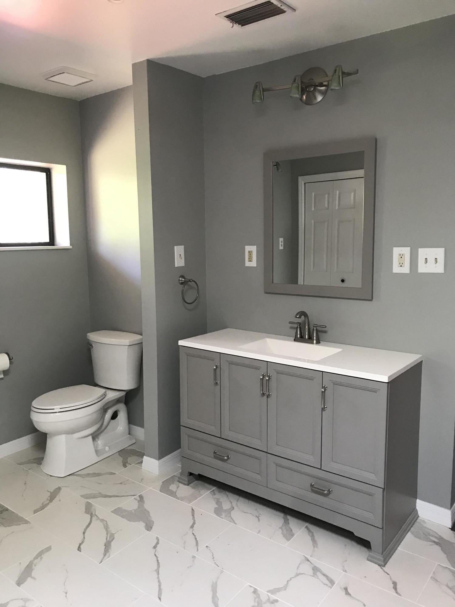 107 Platt Road DeFuniak Springs, FL 32435 - Photo 11 of 25 master bath