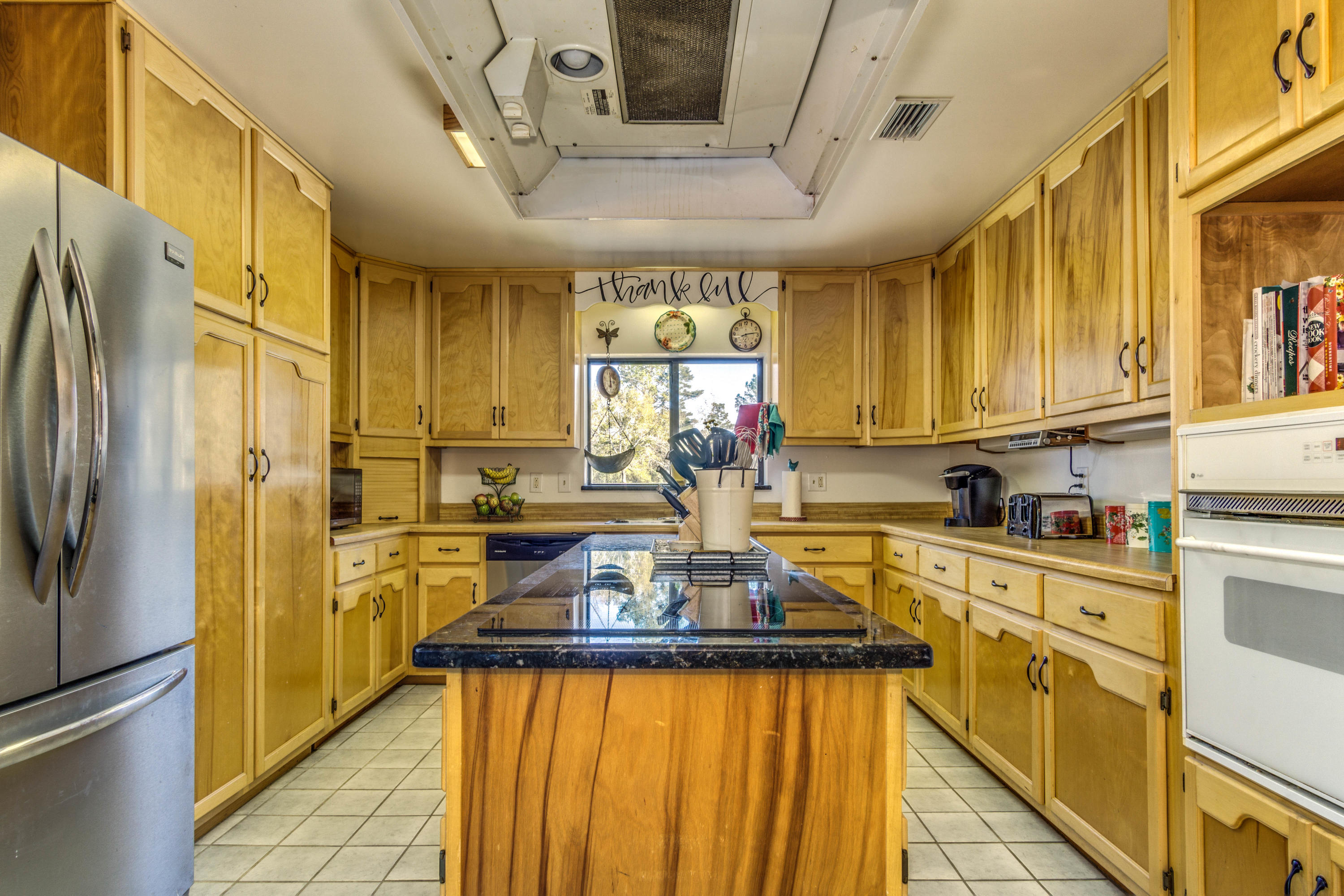 107 Platt Road DeFuniak Springs, FL 32435 - Photo 6 of 25 kitchen 4
