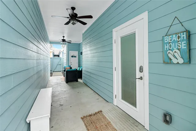 $418,000 | 2212 Highway 361, Unit 204, Port Aransas, TX 78373