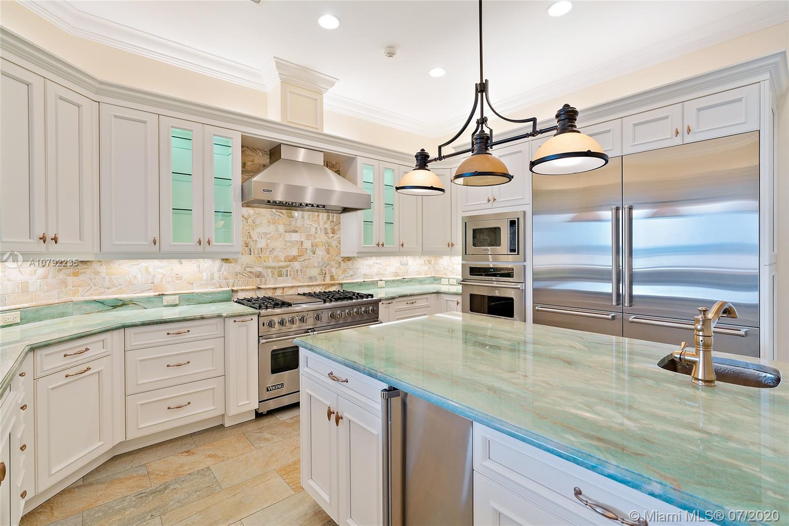 5481 Pennock Point Road Jupiter, FL 33458 - Photo 22 of 38 Kitchen