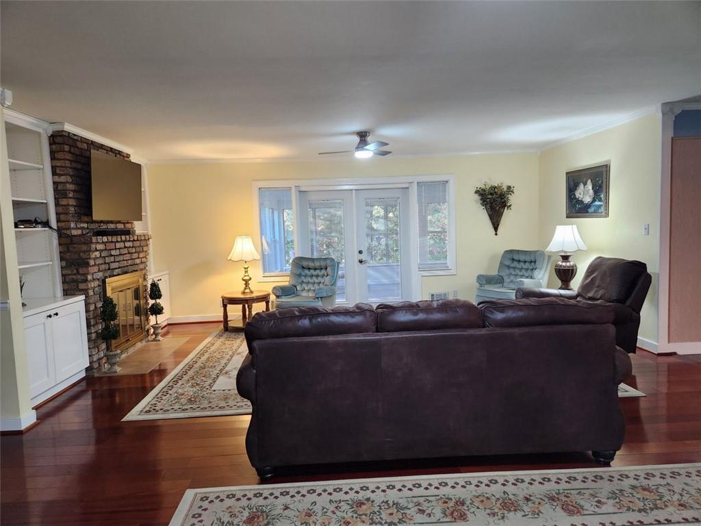 1554 Cooper Lake Road Southeast Smyrna, GA 30082 - Photo 14 of 45