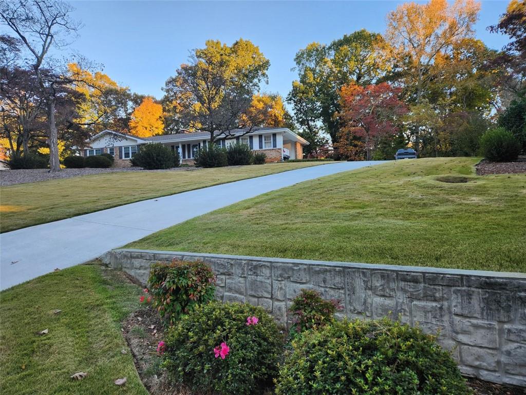 1554 Cooper Lake Road Southeast Smyrna, GA 30082 - Photo 8 of 45