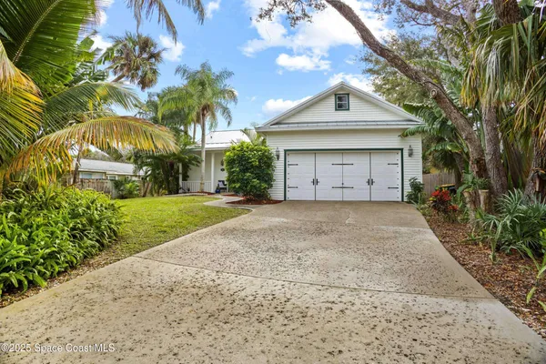 $2,960 | 225 Pelican Drive, Melbourne Beach, FL 32951