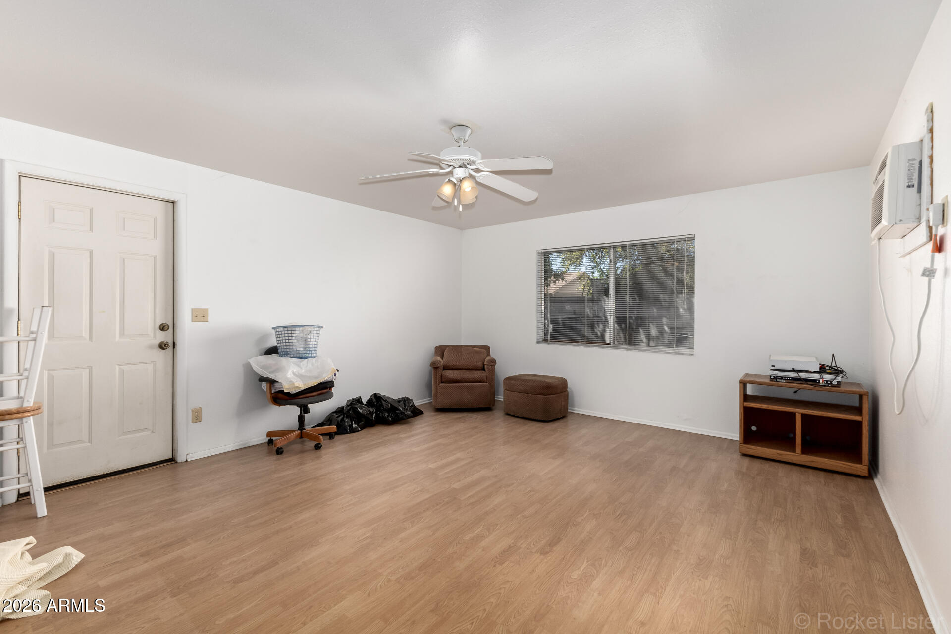 3802 West State Avenue Phoenix, AZ 85051 - Photo 12 of 22 12 - STATE