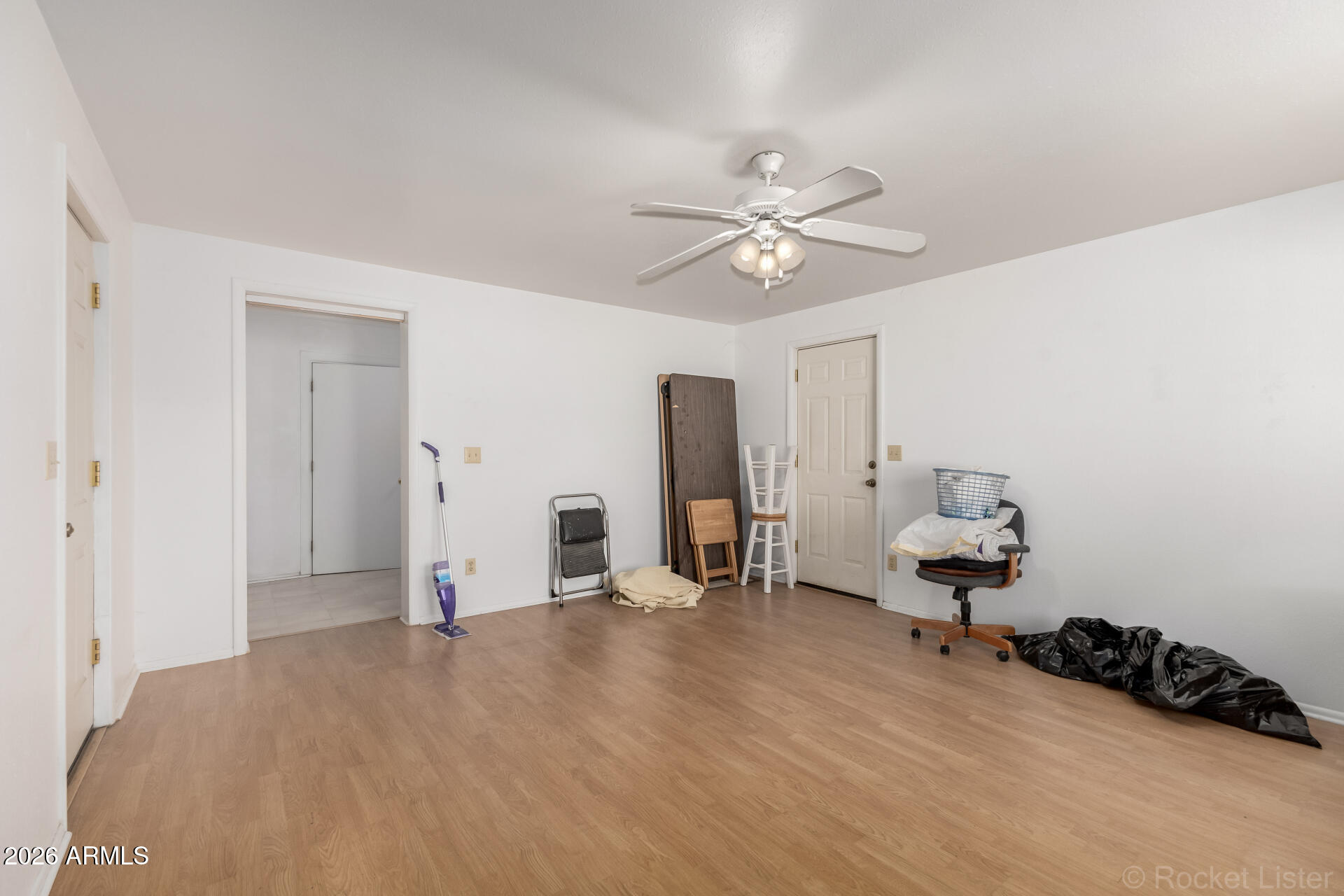 3802 West State Avenue Phoenix, AZ 85051 - Photo 13 of 22 13 - STATE