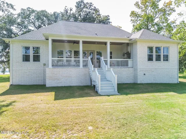 $794,000 | 633 Savannah Estates Boulevard, Biloxi, MS 39532